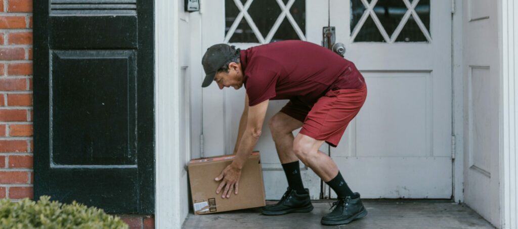 Briefje op de deur plakken voor de bezorger: ben je als verkoper verantwoordelijk?